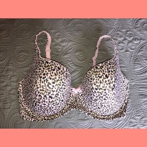 EUC. Victoria’s Secret leopard print bra